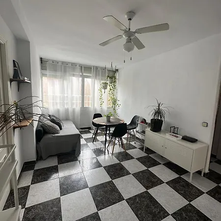Privada En Piso Compartido En 3 Planta Sin Ascensor No Es Piso Entero Accommodatie bij particulieren